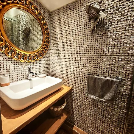 Appartement Confort Et Charme Pres Des Canaux De Port Grimaud